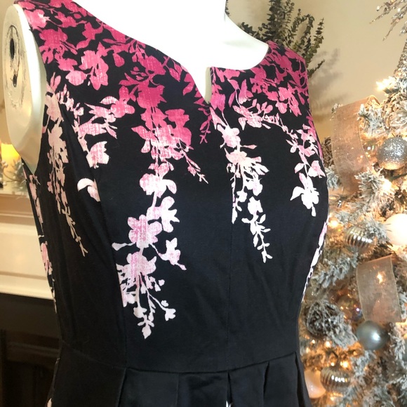 WHBM Fit and Flare Dress - Picture 3 of 6